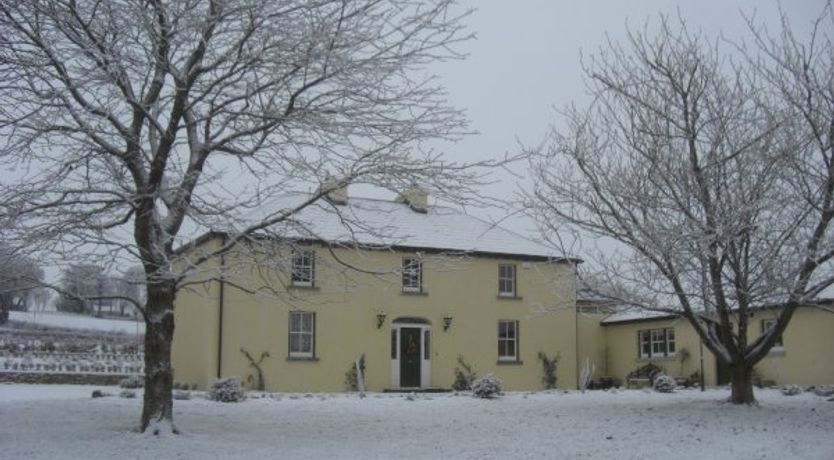 Photo of Skahard Country Villa