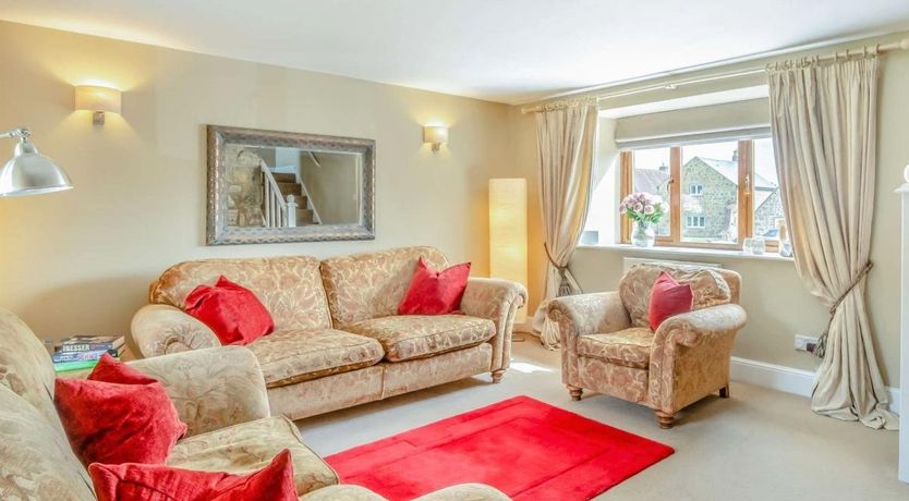 Photo of 3 Bed in Shorwell