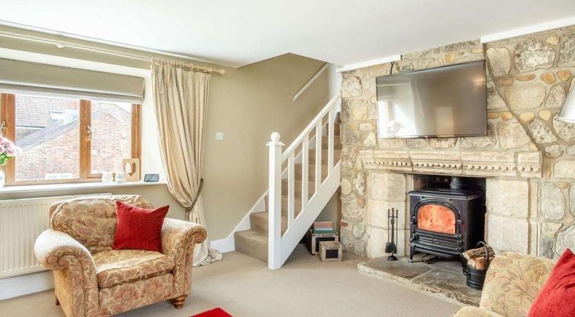 Photo of 3 Bed in Shorwell