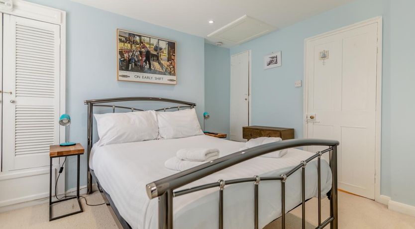 Photo of 1 Bed in Brixham