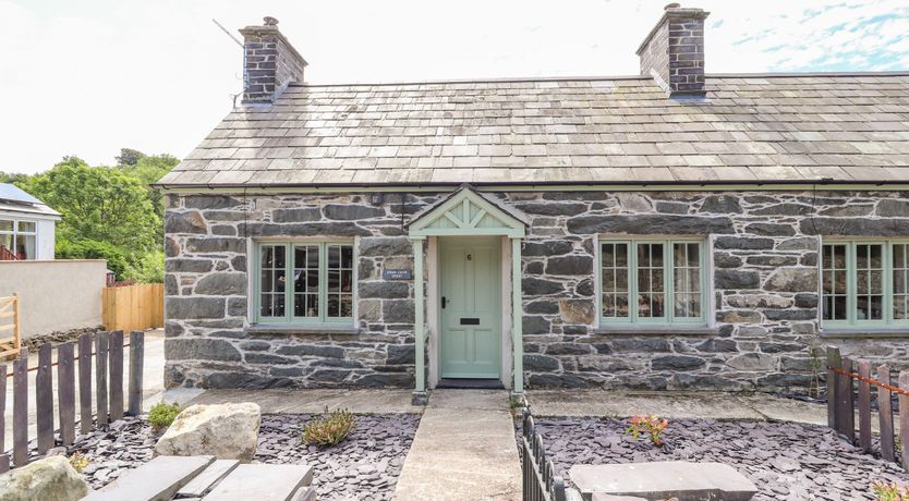 Photo of Ffrwdd Galed Uchaf