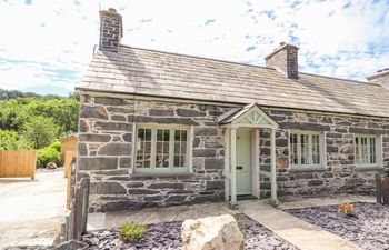 Ffrwdd Galed Uchaf Holiday Cottage