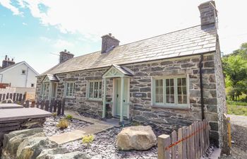 Ffrwdd Galed Isaf Holiday Cottage