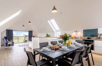 4 Bed in Northam Holiday Cottage