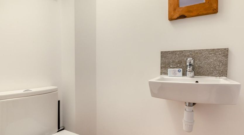 Photo of 2 Bed in Brixham