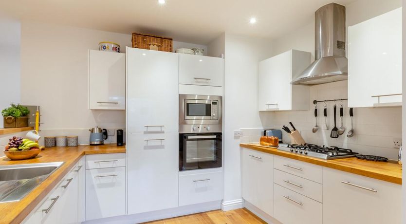 Photo of 2 Bed in Brixham