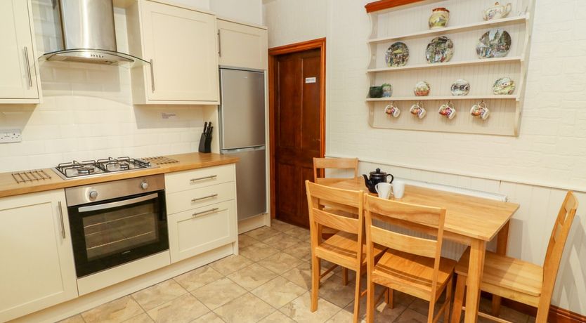 Photo of Old Codgers Cottage