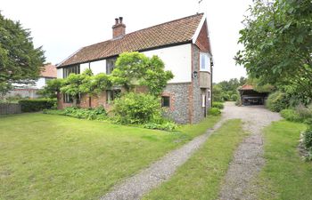 Old Farm Holiday Cottage
