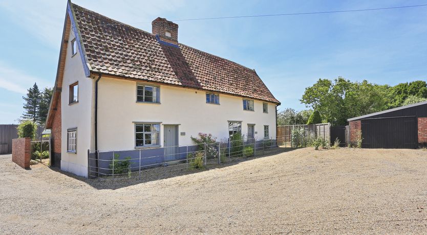 Photo of Queenie's Cottage