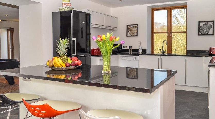 Photo of 5 Bed in Okehampton
