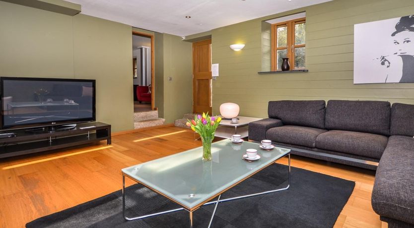 Photo of 5 Bed in Okehampton