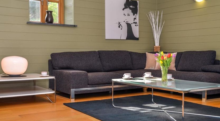 Photo of 5 Bed in South Tawton