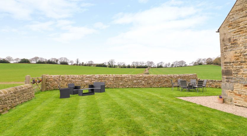 Photo of Woodthorpe Cruck Cottage