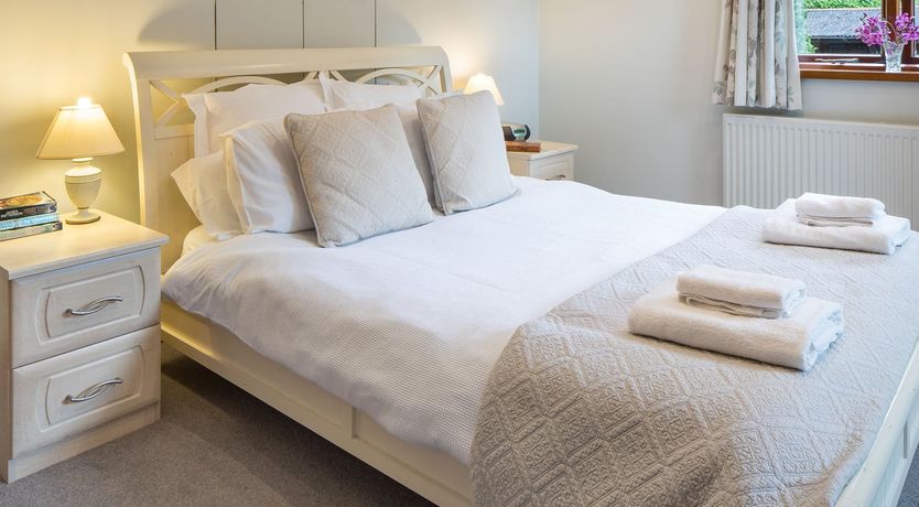 Photo of Lakeside Cottage