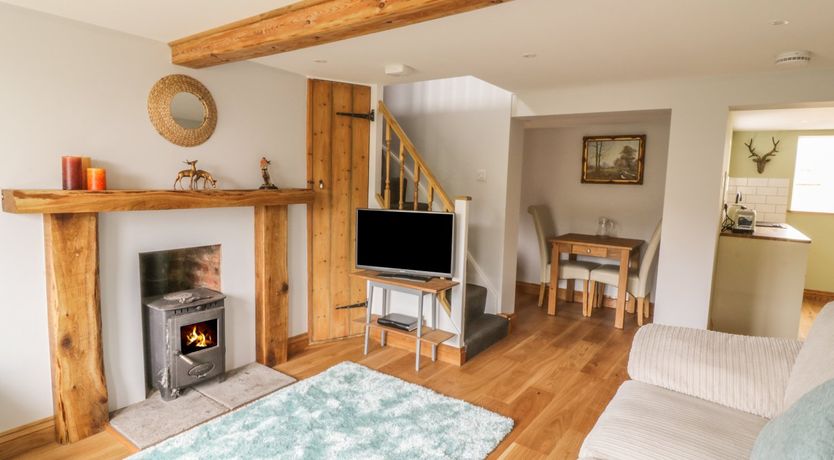 Photo of 2 Hillside Cottages