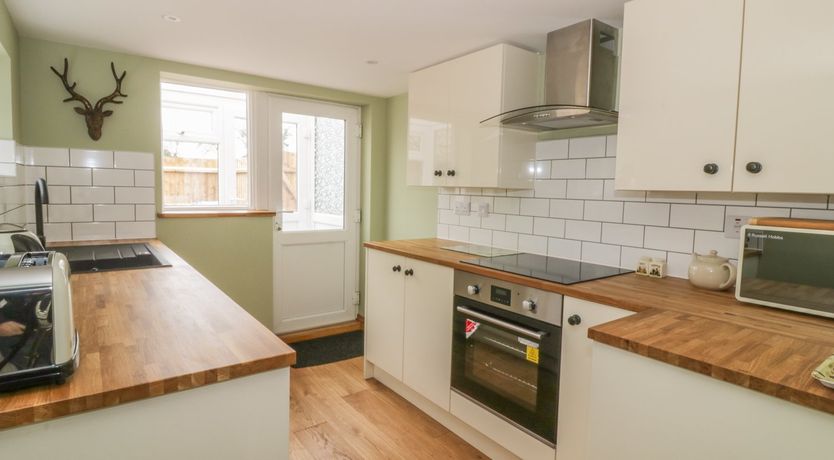 Photo of 2 Hillside Cottages