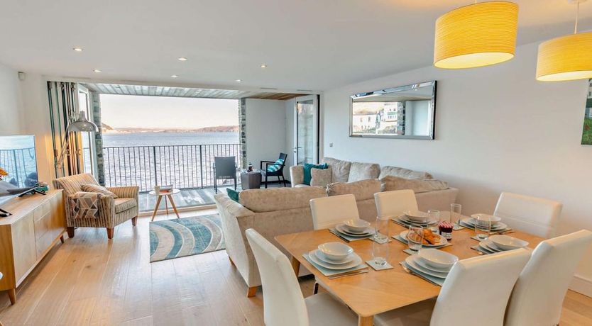 Photo of 3 Bed in Cawsand