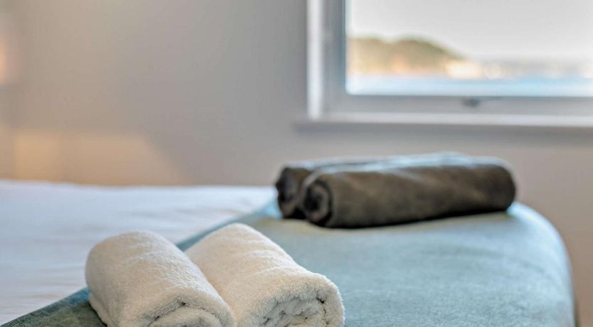 Photo of 3 Bed in Cawsand