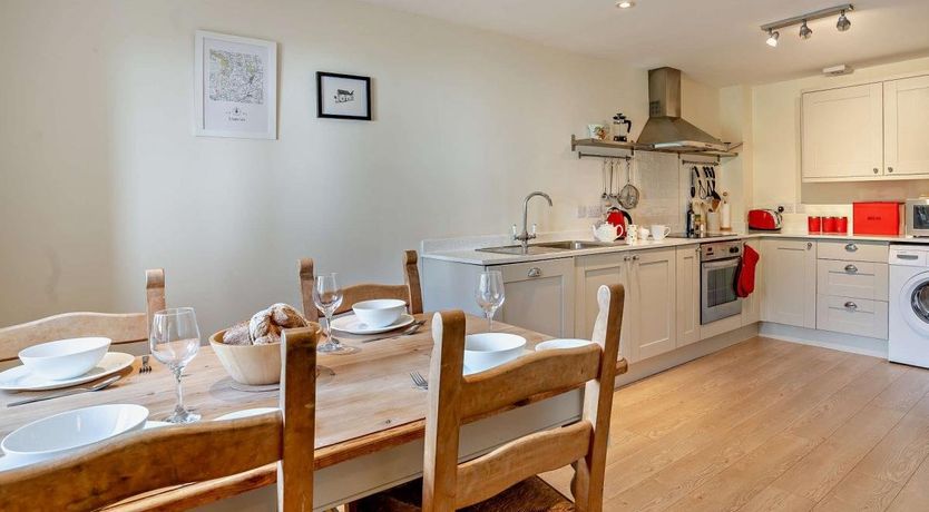 Photo of 2 Bed in Mamhilad