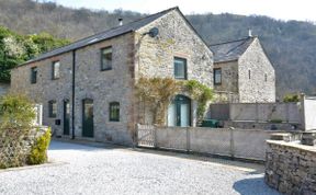 Photo of Cottage in Derbyshire