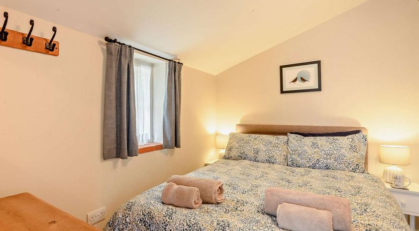 Photo of 2 Bed in Holt