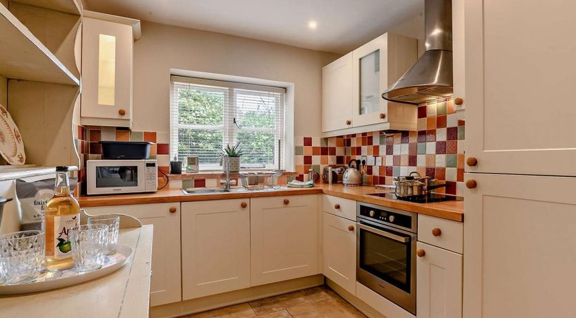 Photo of 2 Bed in Holt