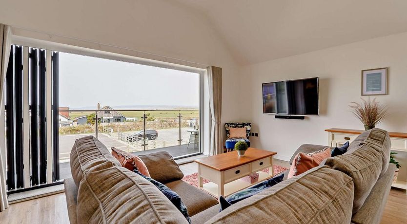 Photo of 3 Bed in Westward Ho