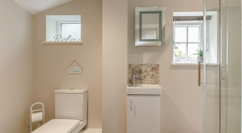 Photo of 4 Bed in Challacombe