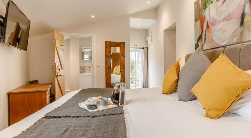 Photo of 4 Bed in Challacombe