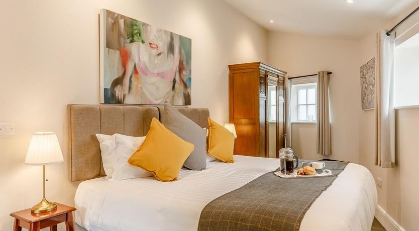 Photo of 4 Bed in Challacombe