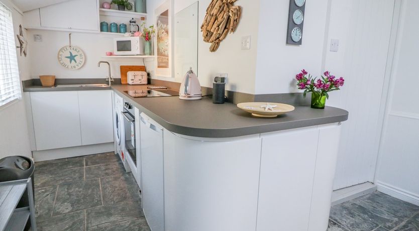 Photo of Smugglers Cottage