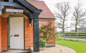 Photo of South Lodge - Longford Hall Farm Holiday Cottages