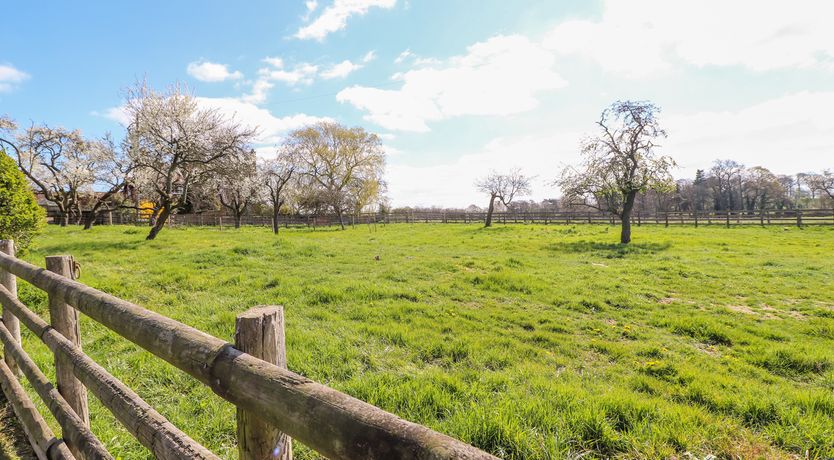 Photo of Ardsley Cottage - Longford Hall Farm Holiday Cottages