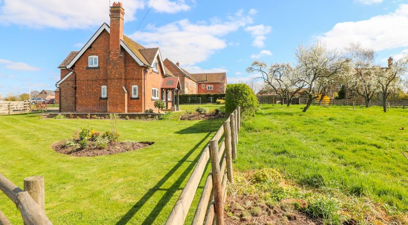 Photo of Ardsley Cottage - Longford Hall Farm Holiday Cottages