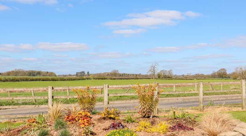 Photo of Ardsley Cottage - Longford Hall Farm Holiday Cottages