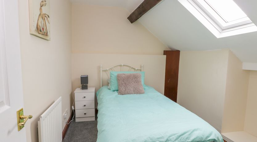 Photo of 5 Cliff Lane