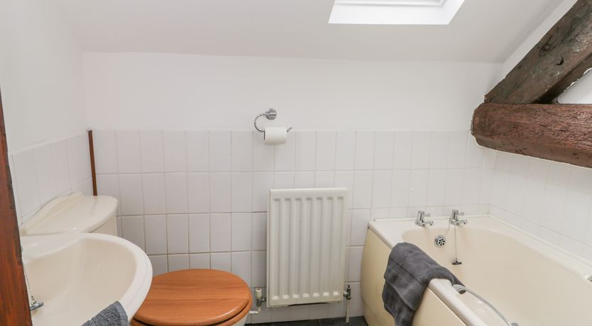 Photo of 5 Cliff Lane