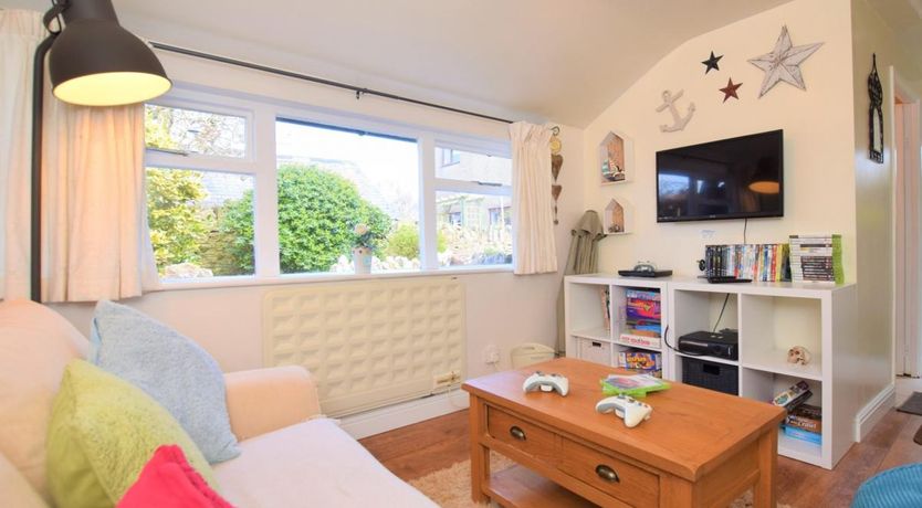 Photo of 2 Bed in Churston Ferrers