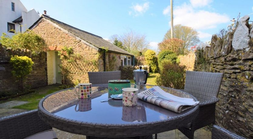 Photo of 2 Bed in Churston Ferrers