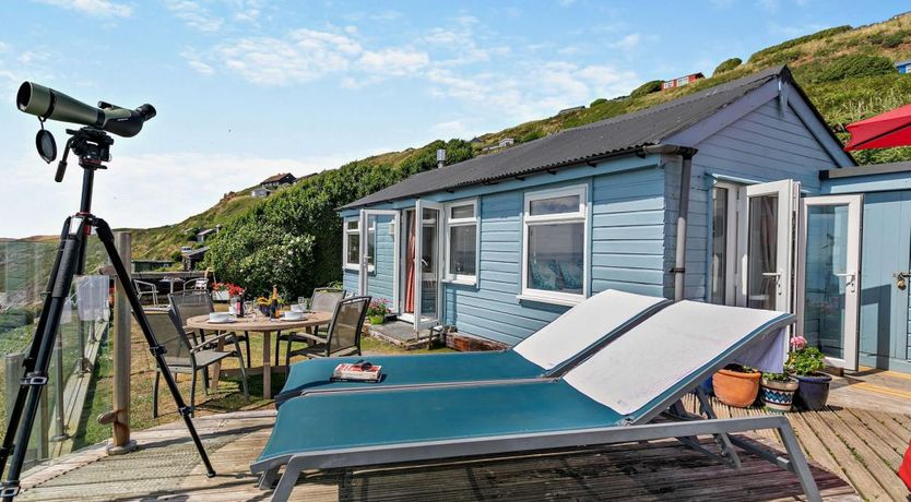 Photo of 1 Bed in Whitsand Bay