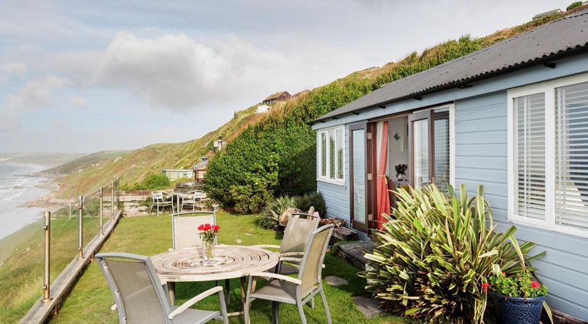 Photo of 1 Bed in Whitsand Bay