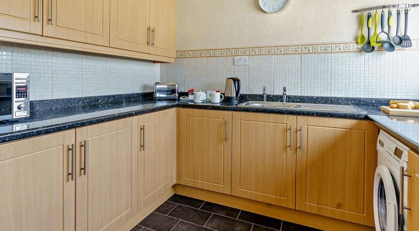 Photo of 2 Bed in Saundersfoot