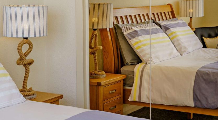 Photo of 2 Bed in Saundersfoot