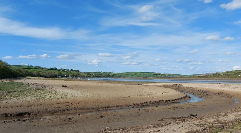 Photo of 2 Bed in Llansteffan