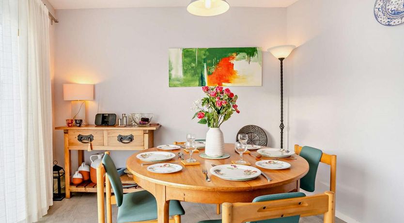 Photo of 4 Bed in Ogmore-by-Sea