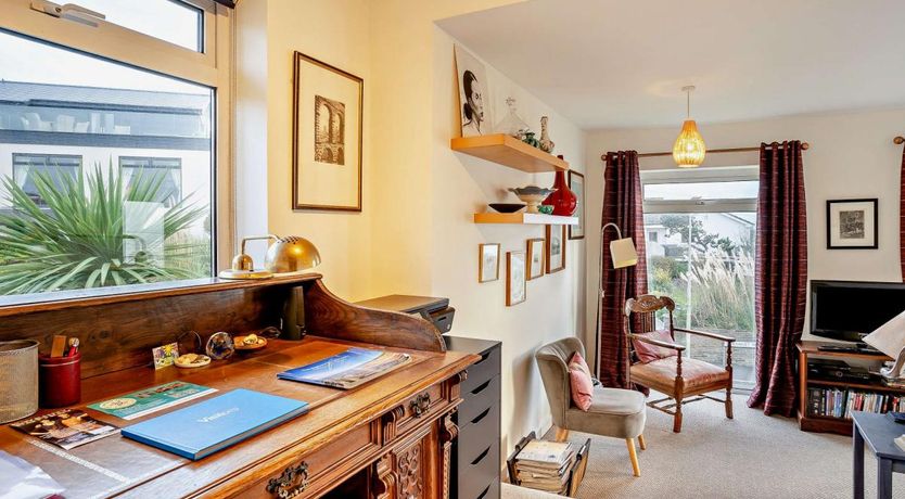 Photo of 4 Bed in Ogmore-by-Sea