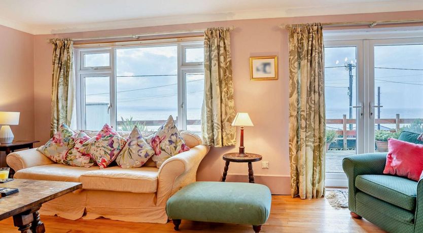 Photo of 4 Bed in Ogmore-by-Sea