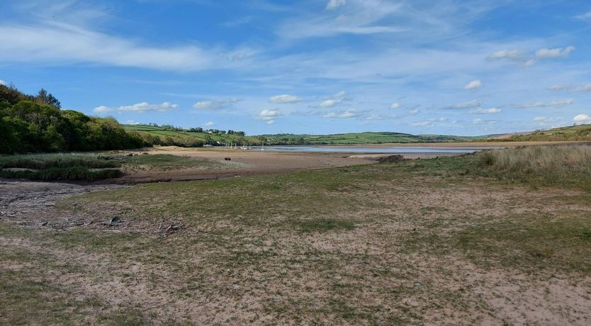 Photo of 1 Bed in Carmarthen