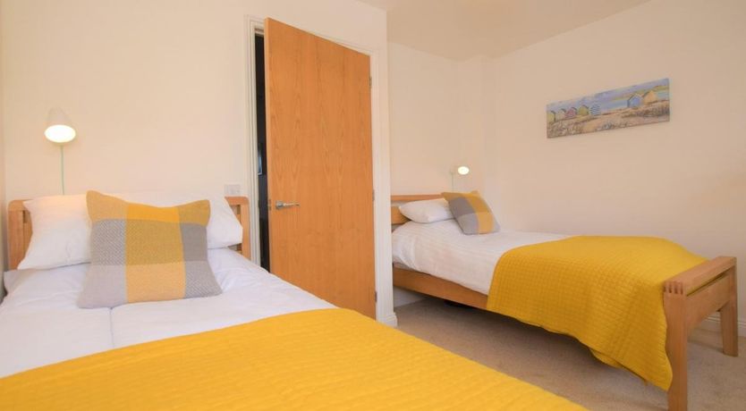 Photo of 3 Bed in Westward Ho