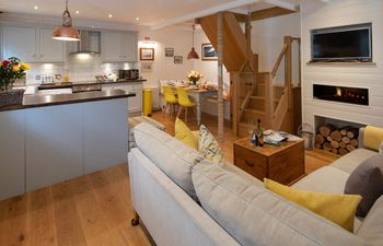 in Dartmouth (74972) Holiday Cottage